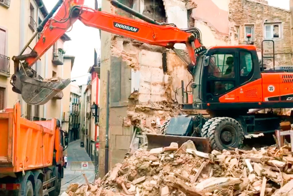Demolición, derribo, en Tafalla Navarra